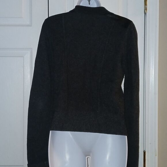 Banana Republic charcoal gray black wool blend leather patch cardigan  Sz M - Picture 4 of 7